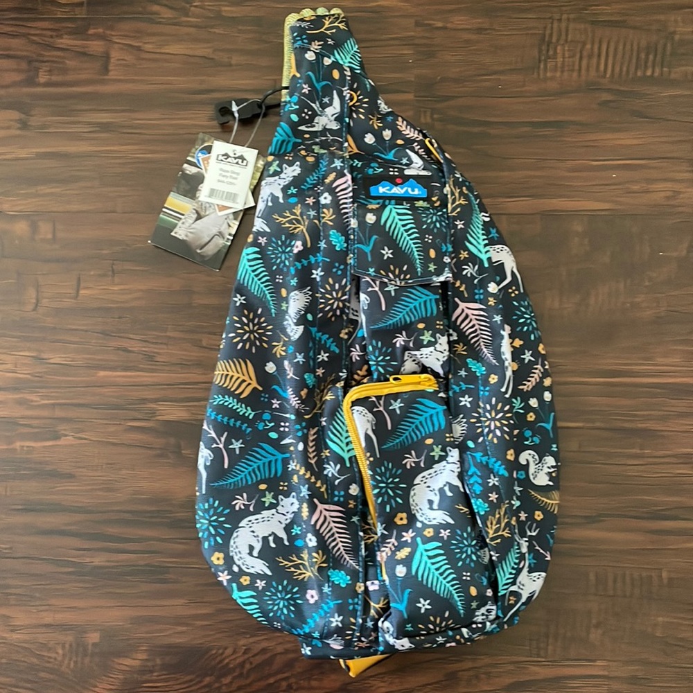 NWT Kavu Outdoor Sling Bag
